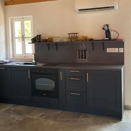 Roko Jelsa (Hvar)